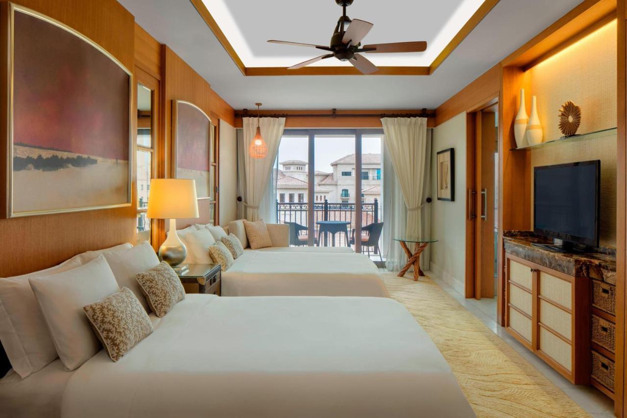 Superior Room Guest room 2 Queen Sofa bed Balcony,1352671936:JPEG